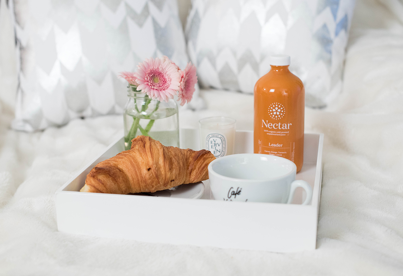coco-and-vera-best-vancouver-fashion-blog-best-canadian-fashion-blog-top-blogger-breakfast-tray-nectar-juicery-leader-juice-diptyque-verveine-candle-pink-daises-croissant