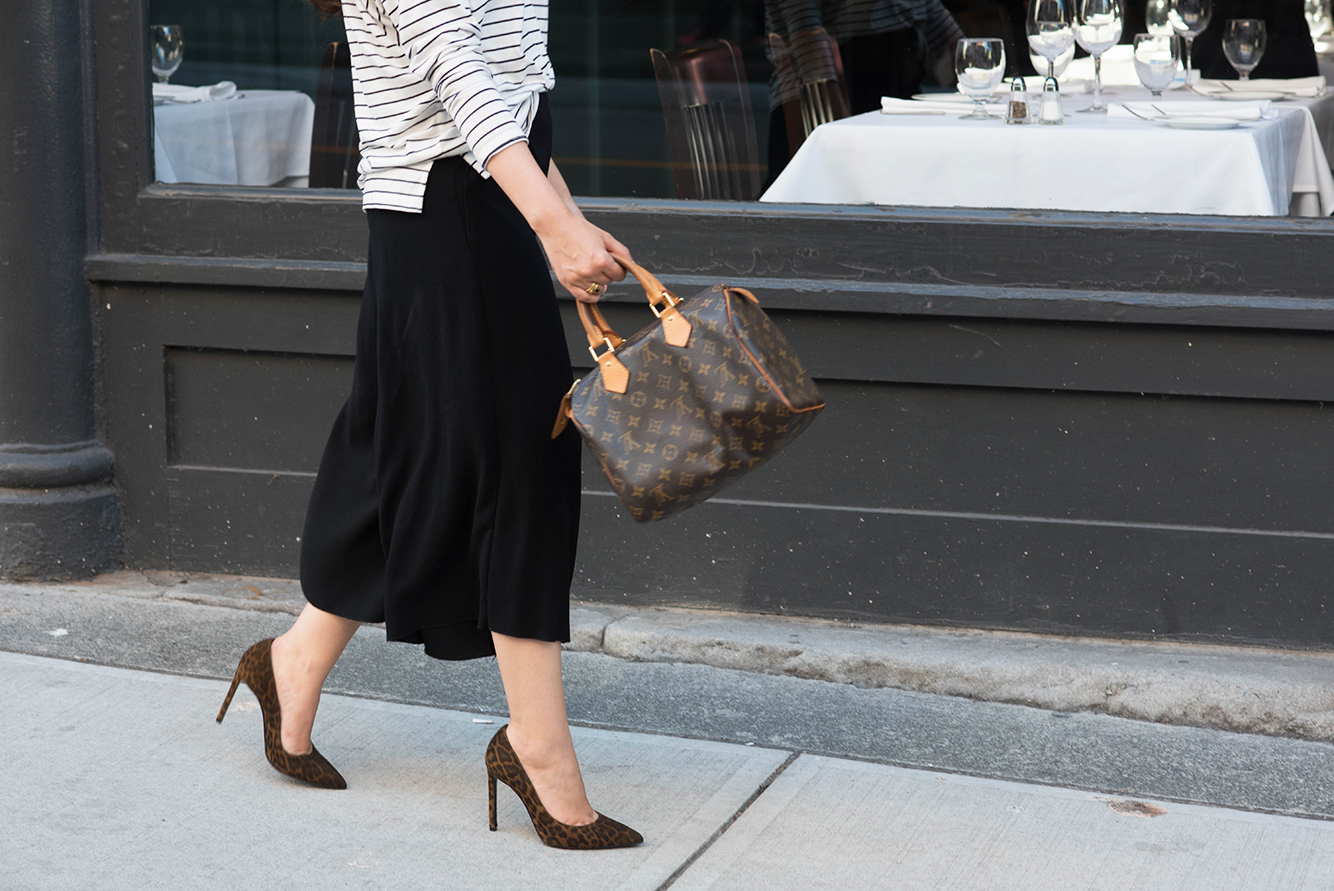 coco-and-vera-best-vancouver-fashion-blog-best-canadian-fashion-blog-top-blogger-outfit-details-madewell-stacked-rings-louis-vuitton-speedy-25-aritzia-culottes-yves-saint-laurent-leopard-pumps
