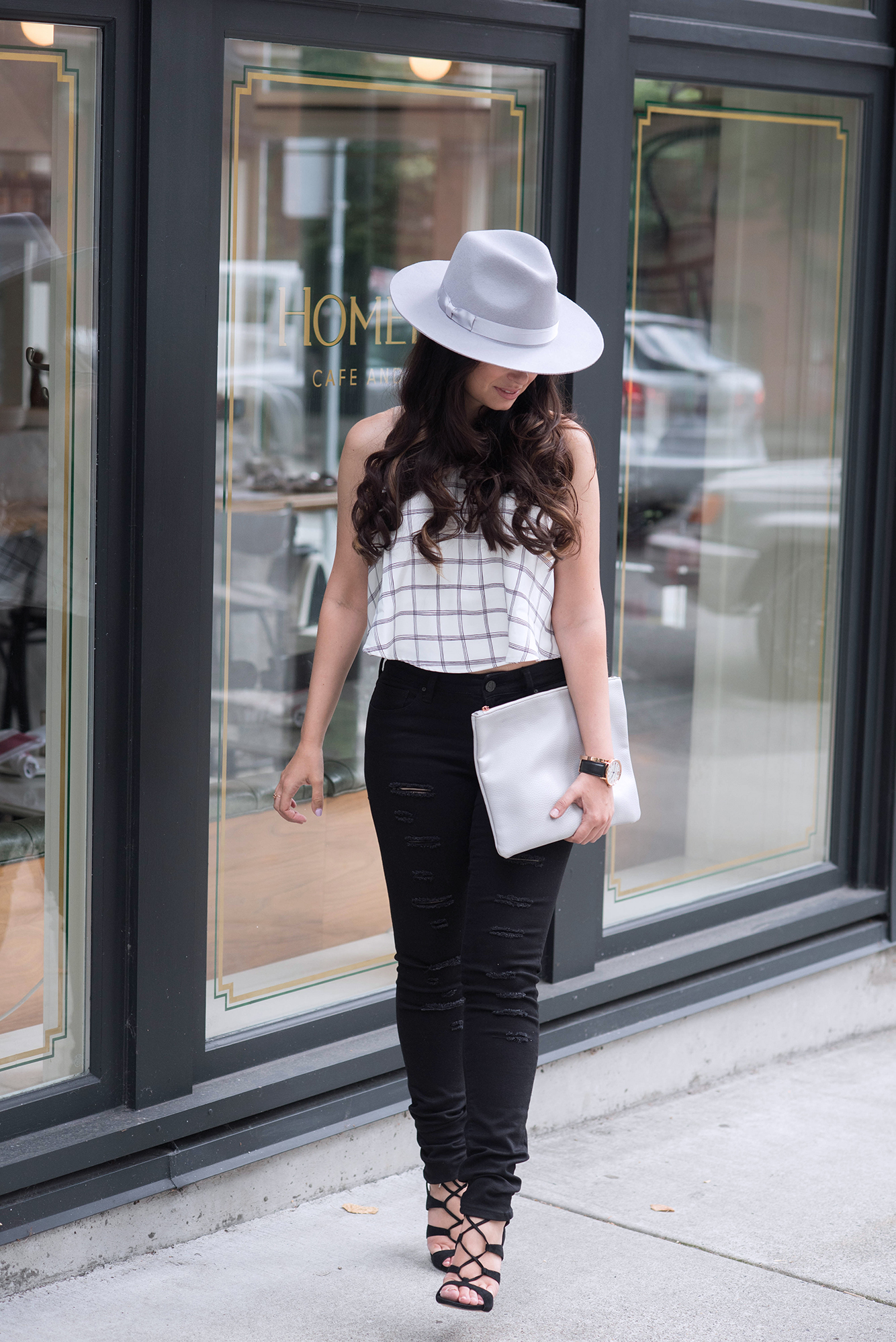 coco-and-vera-best-vancouver-fashion-blog-best-canadian-fashion-blog-top-blogger-street-style-mavi-jeans-nbd-crop-top-lack-of-color-hat-popbasic-clutch-kate-and-mel-sandals-cclifestyles-watch