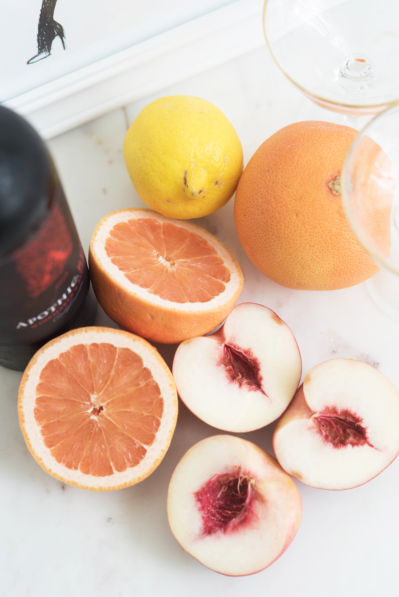 coco-and-vera-best-vancouver-style-blog-best-canadian-style-blog-top-blogger-summer-sangria-recipe-apothic-wine-citrus-peach-sangria-apothic-red-how-to-make-sangria