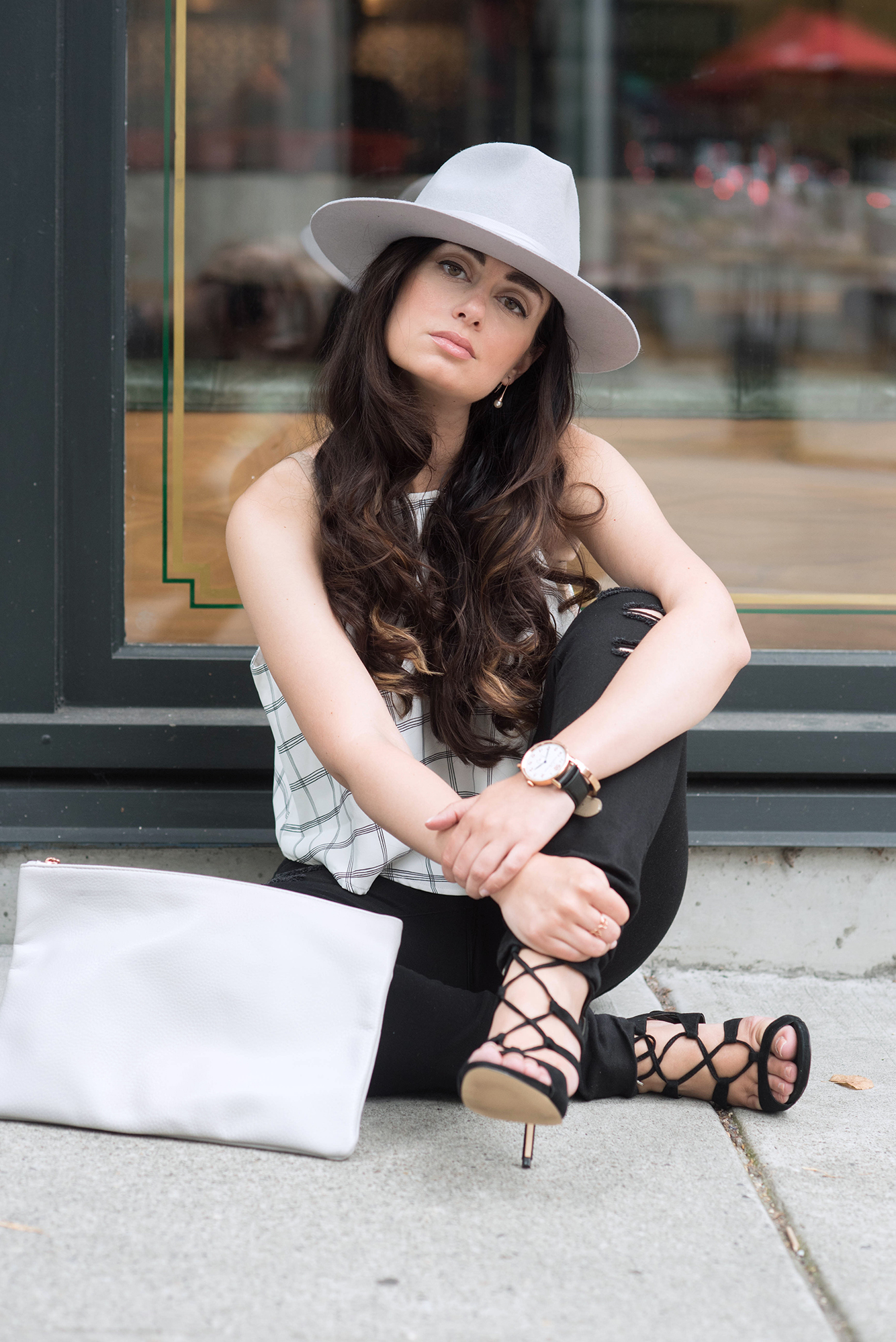 coco-and-vera-top-vancouver-fashion-blog-top-canadian-fashion-blog-top-blogger-street-style-nbd-crop-top-mavi-jeans-kate-and-mel-sandals-lack-of-color-hat-popbasic-clutch-cc-lifestyles-watch