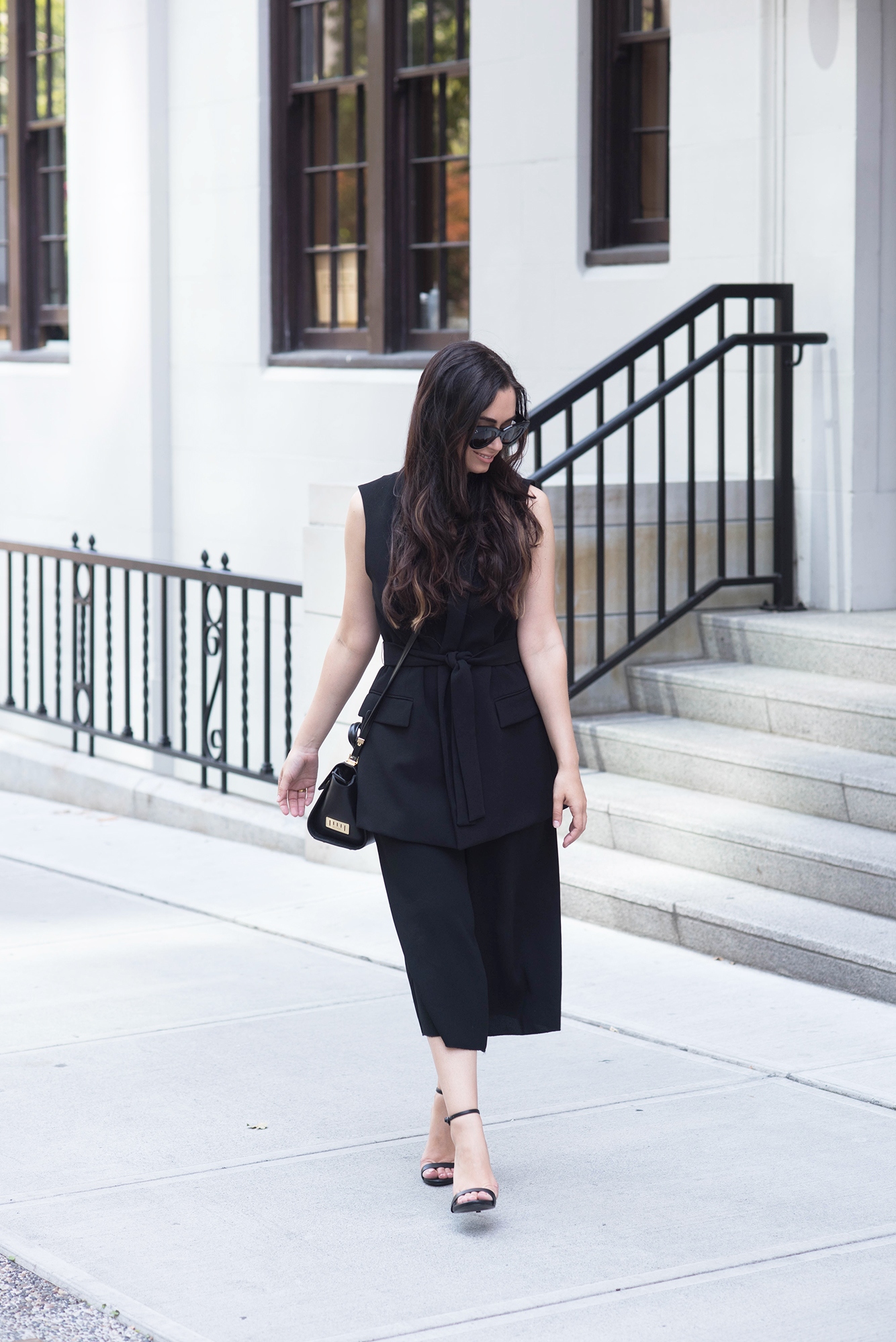 coco-and-vera-top-vancouver-style-blog-top-canadian-style-blog-top-blogger-street-style-all-black-everything