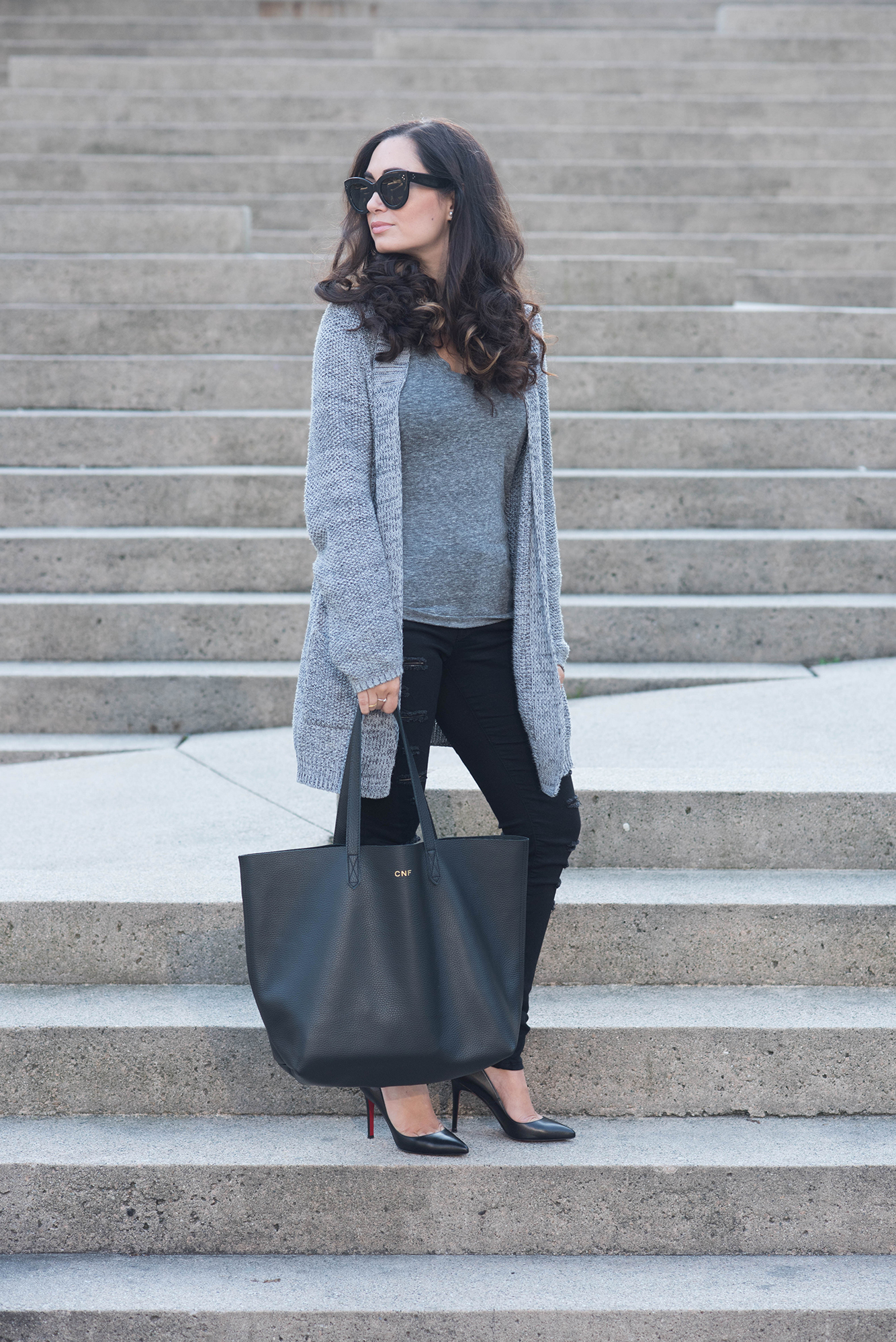 coco-and-vera-top-vancouver-style-blog-top-canadian-style-blog-top-blogger-street-style-sezane-cardigan-bdg-tee-celine-sunglasses-mavi-jeans-christian-louboutin-heels-cuyana-tote
