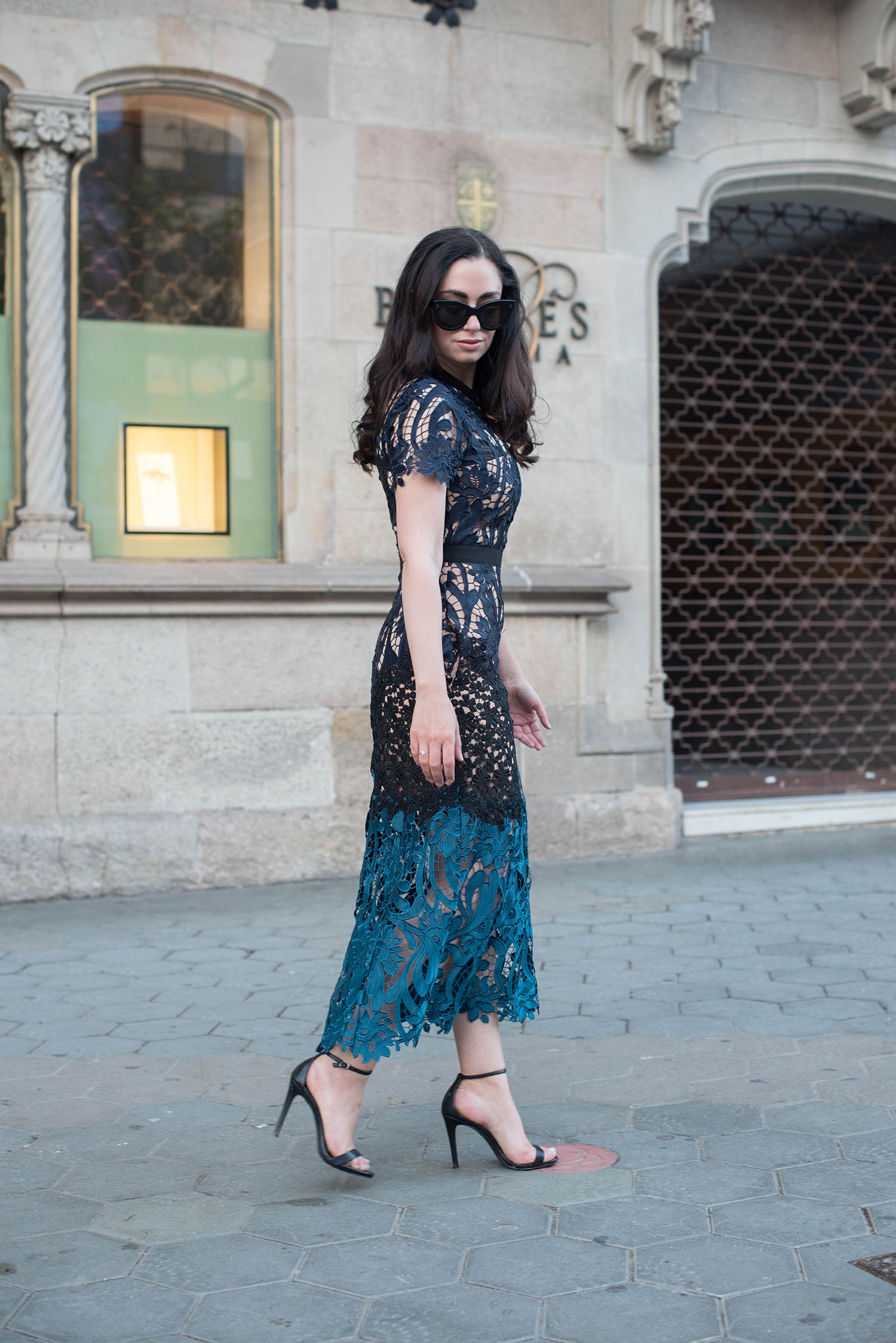 Canadian fashion blogger Cee Fardoe of Coco & Vera wears a Self-Portrait dress and Celine sunglasses in Barcelona