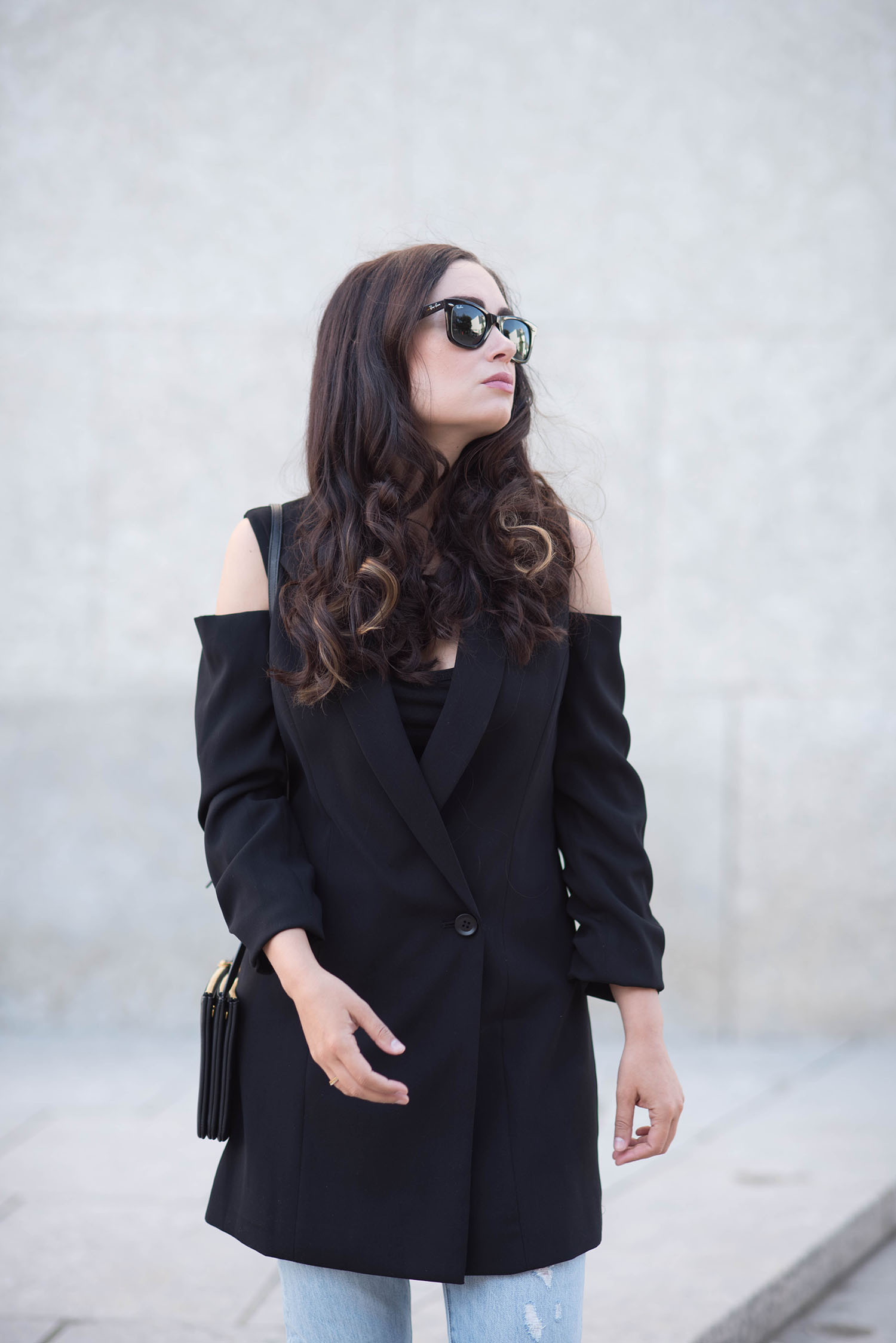 Portrait of brunette style blogger Cee Fardoe of Coco & Vera, wearing Ray Ban Wayfarer sunglasses