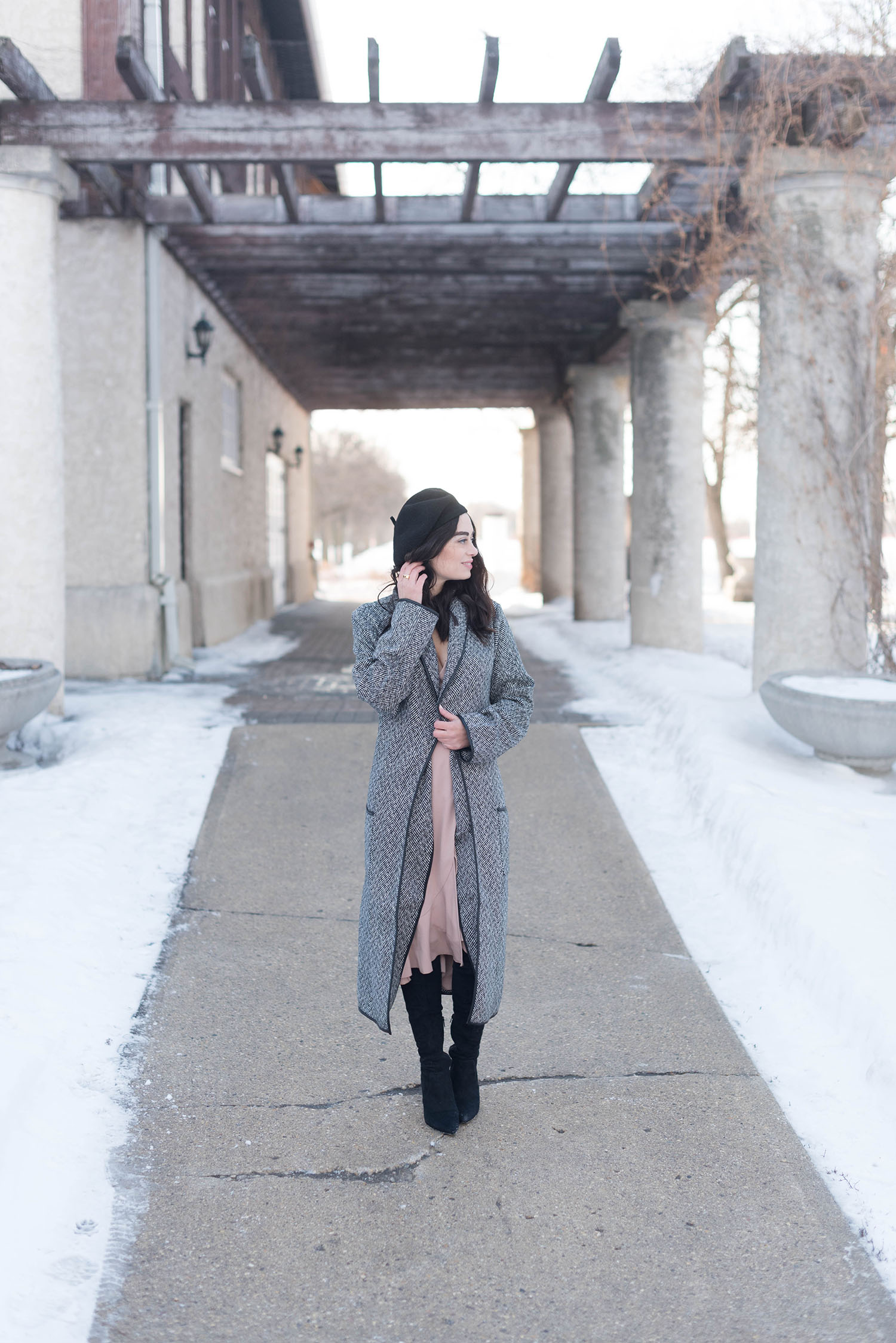 Canadian fashion blogger Cee Fardoe at the Assiniboine Park Pavilion in Winnipeg, wearing a Wilfred Josie dress and Anthropologie Bonnie beret