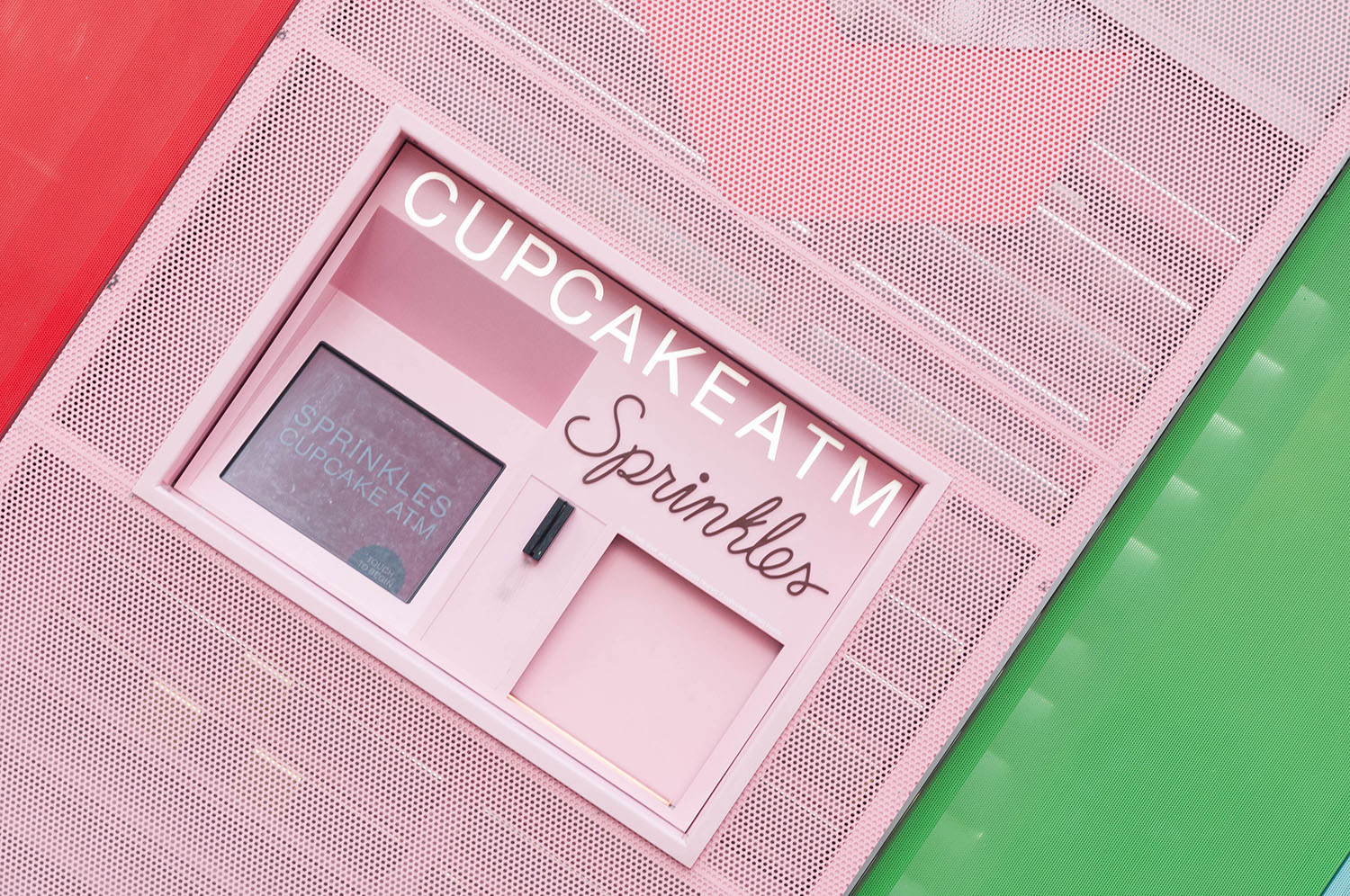 The Sprinkes cupcake ATM on the Linq Promenade in Las Vegas, photographed by Canadian travel blogger Cee Fardoe of Coco & Vera