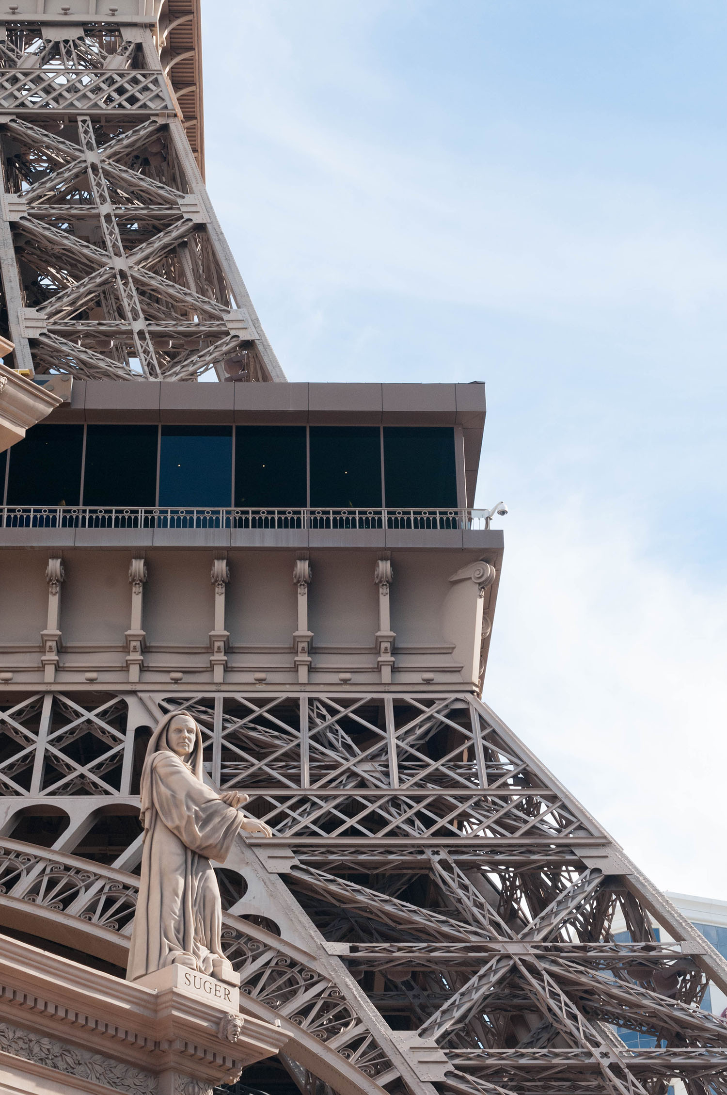 The Eiffel Tower at Paris Las Vegas, as photographed by top Winnipeg travel blogger Cee Fardoe of Coco & Vera