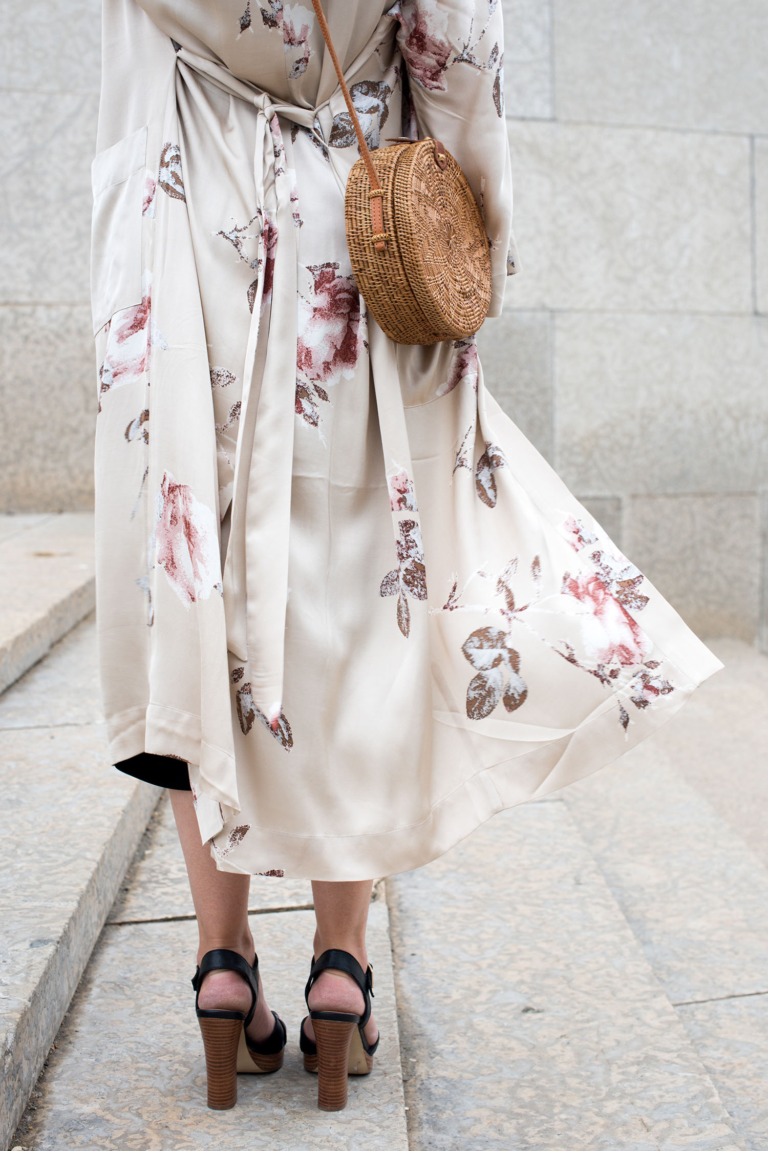 Outfit details on top Winnipeg fashion blogger Cee Fardoe of Coco & Vera including an Aritzia silk kimono and Le Chateau platform sandals