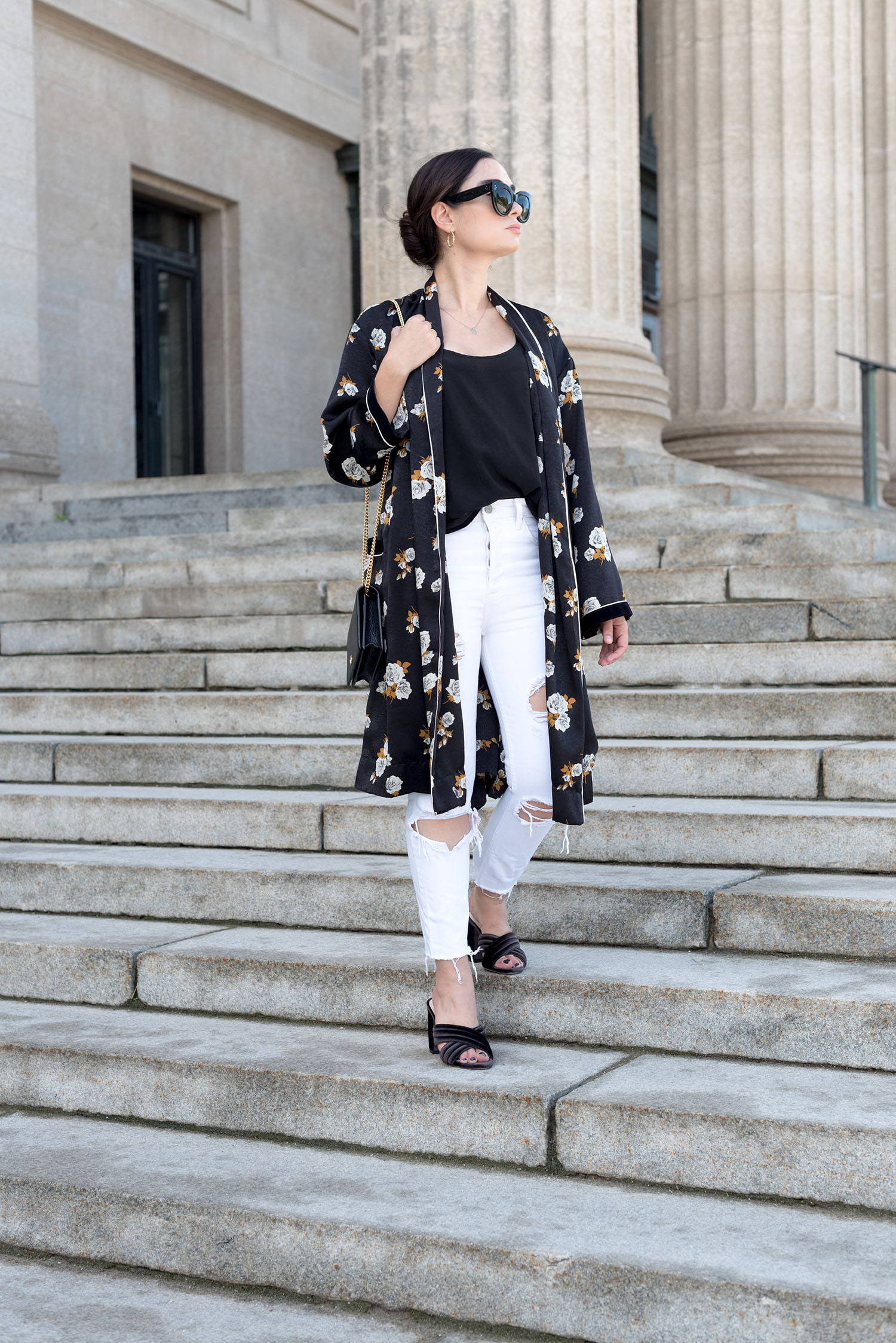 Top Canadian fashion blogger Cee Fardoe of Coco & Vera wears Raye velvet mules and Grlfrnd denim white jeans