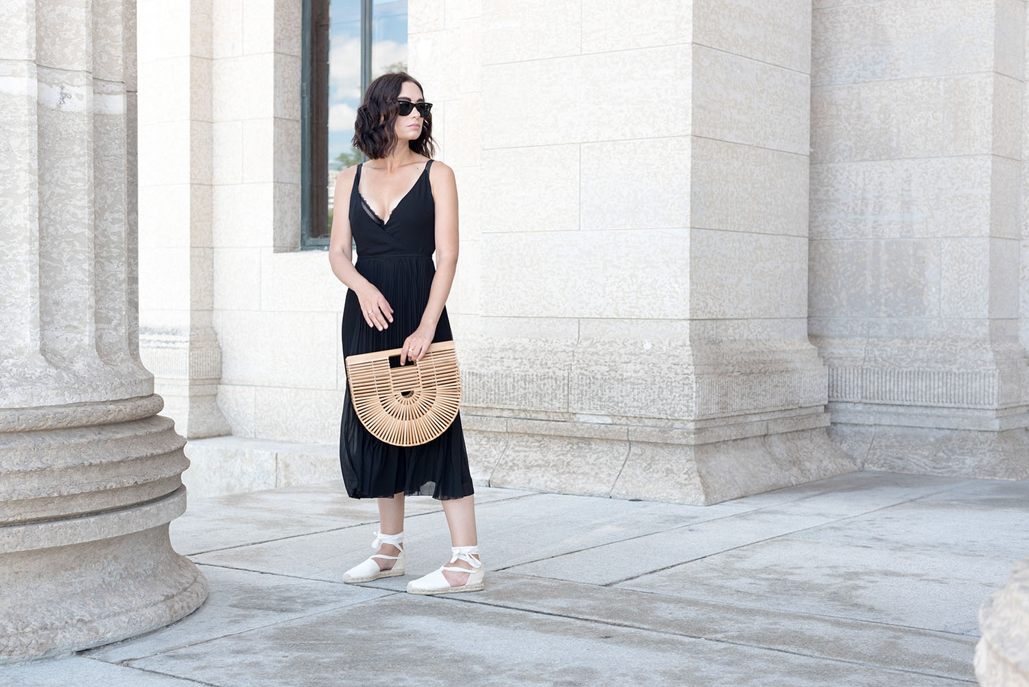 Top Winnipeg fashion blogger Cee Fardoe of Coco & Vera wears and Aritzia Beaune dress and carries a vintage cage bag