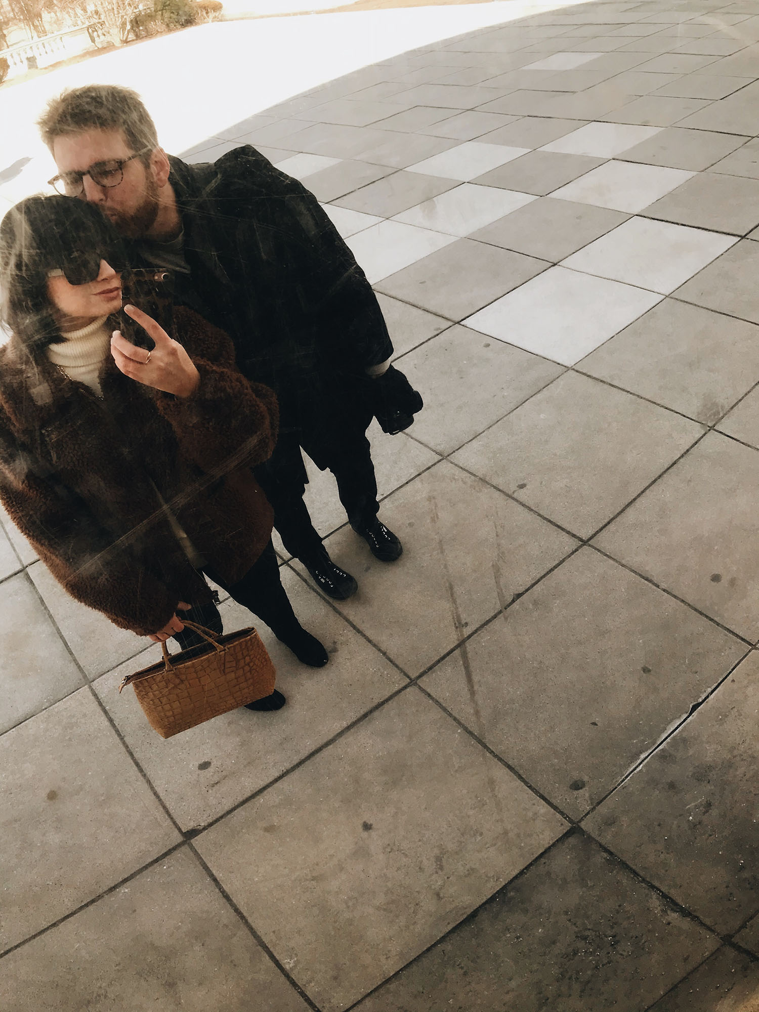 Coco & Vera - Cloudgate selfie, Art Institute of Chicago