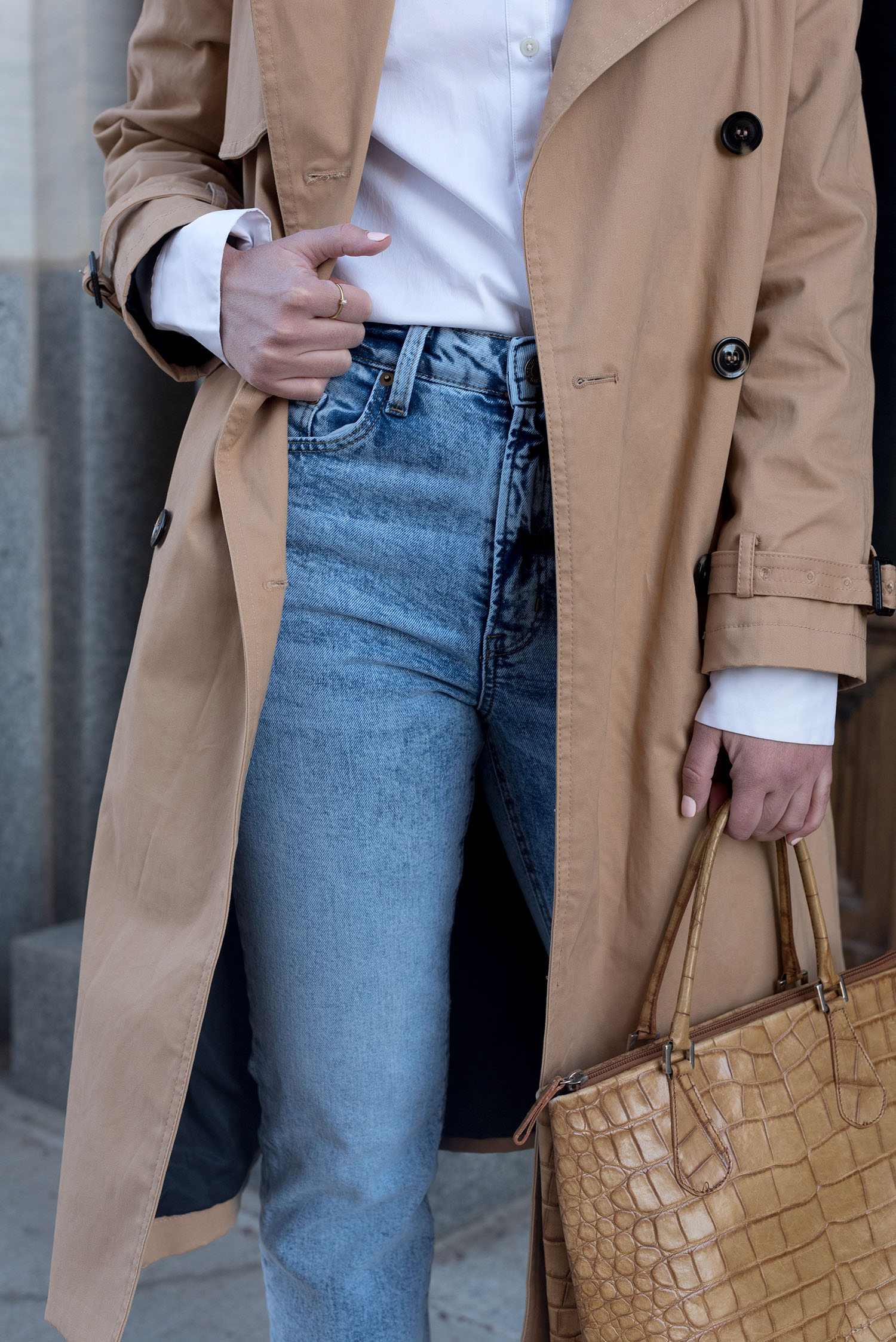Coco & Vera - Mango trench, H&M jeans, Vintage handbag
