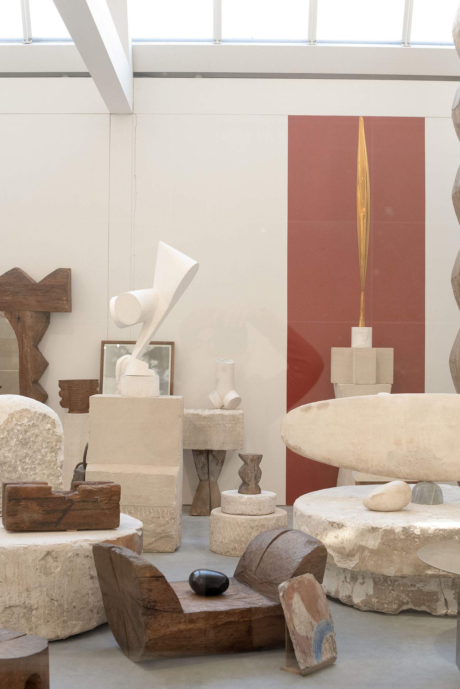 Sculptures and red painting at Atelier Brancusi in Centre Pompidou