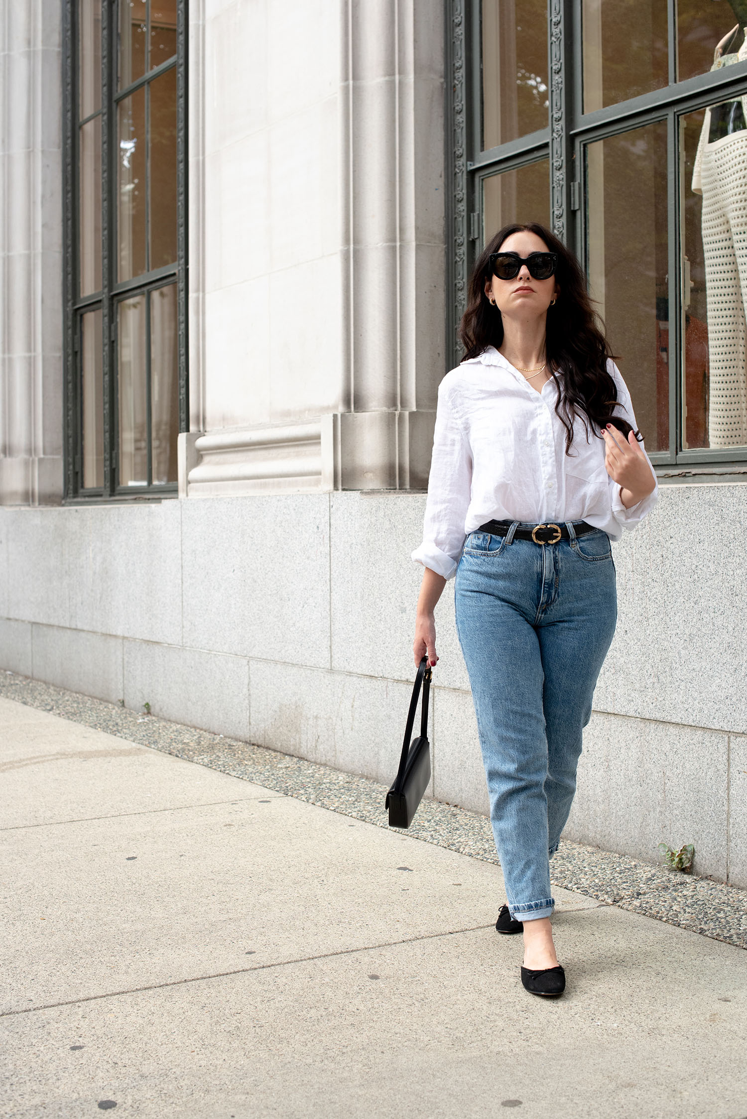 Coco & Vera - H&M linen shirt, Zara jeans, Flattered mules