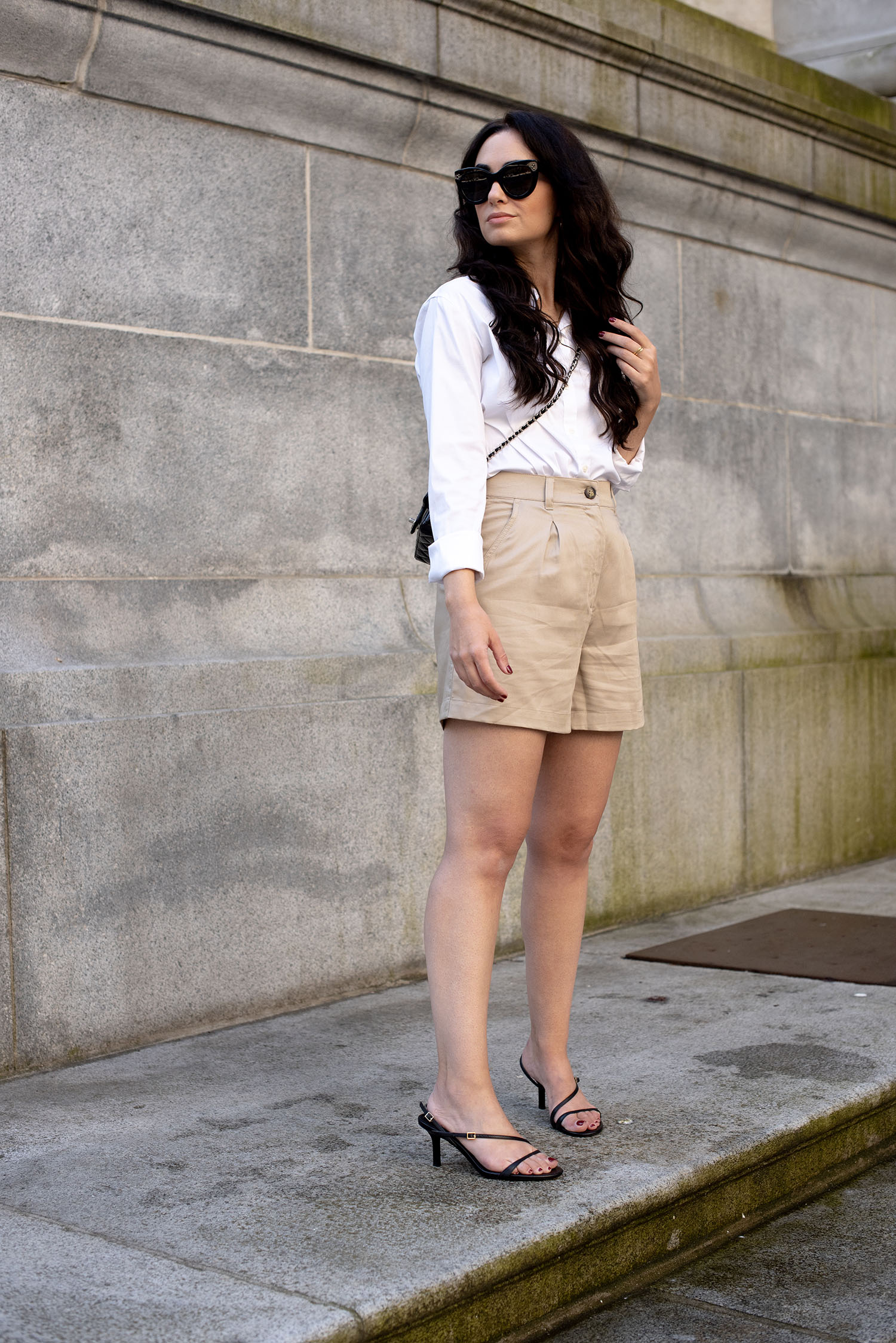 Coco & Vera - Uniqlo blouse, H&M shorts, Zara sandals