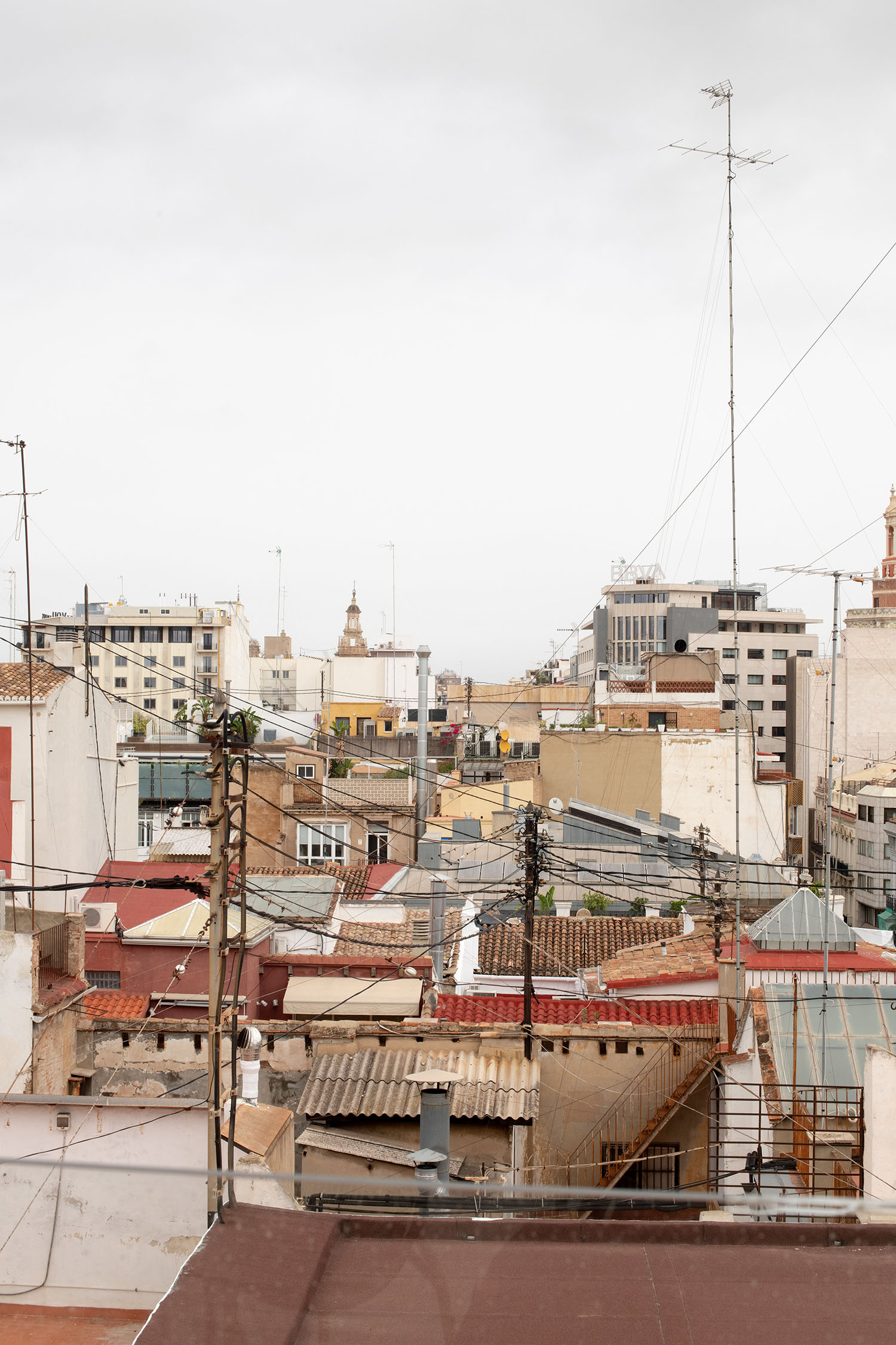 Coco & Voltaire - Rooftops in Valencia, Catalunia, since from Palacia Santa Catarina hotel